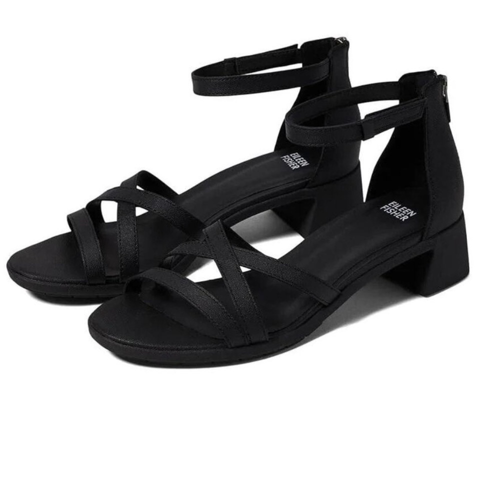 Eileen Fisher NWOT Black Strappy Sandals Size 8 - Picture 1 of 7